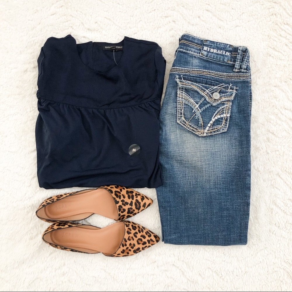 Hydraulic Distressed Cropped Jeans Size 7/8